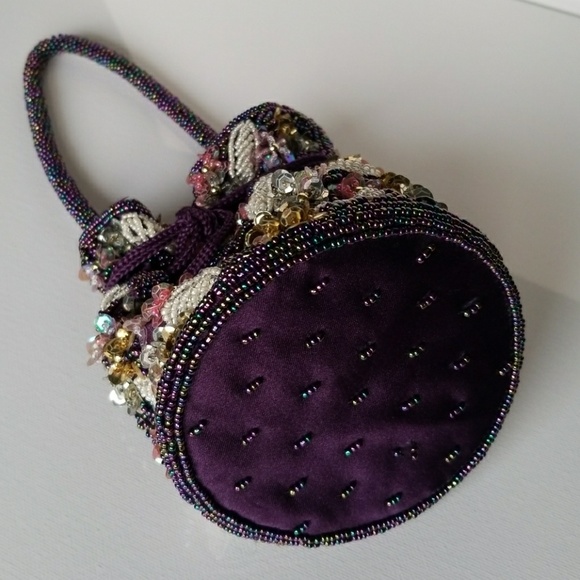 Mascotte Small Handbag Silk Purple Beads crafted - Picture 7 of 8